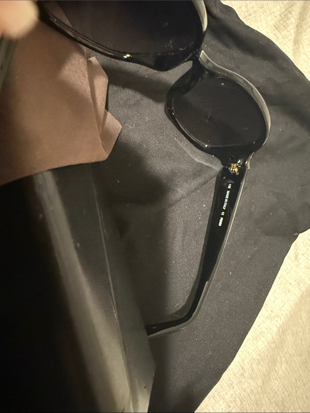 Fendi Black Oversized Round Sunglasses - Picture 2 of 4